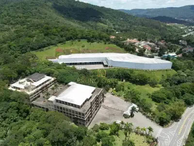 Prédio com 0 quartos em CAPOAVINHA