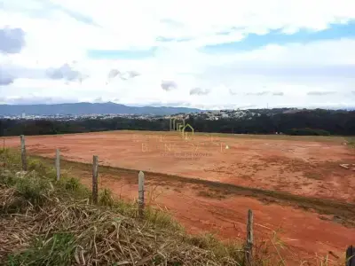 Área com 0 quartos em Parque Rio Abaixo