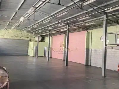 Prédio com 0 quartos em SANTANA