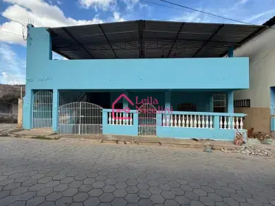 Casa com 5 quartos em Centro, Resplendor - 0m²
