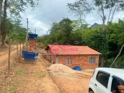 Casa com 2 quartos em Cristo Reis, Santa Rita do Itueto - 1200m²