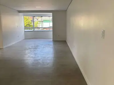 Apartamento com 2 quartos em Santa Maria