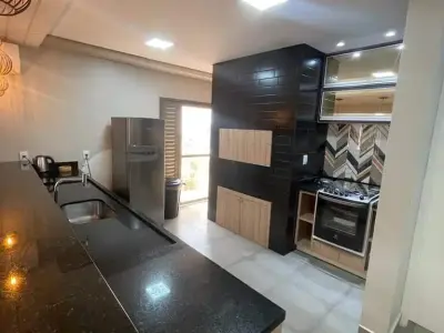 Apartamento com 3 quartos em Centro