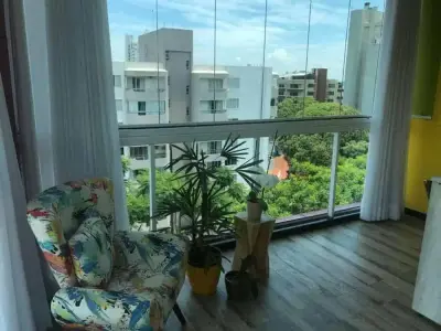 Apartamento com 3 quartos em Centro