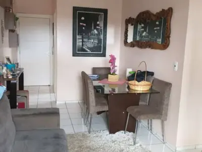 Apartamento com 3 quartos em Cristo Rei