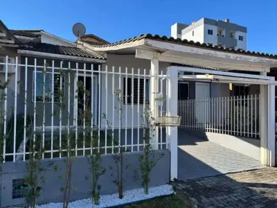 Casa Geminada com 2 quartos em Esplanada