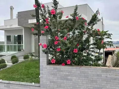 Casa com 5 quartos em Autódromo