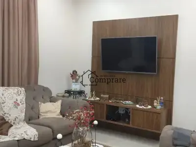 Apartamento com 2 quartos em Santa Cruz Industrial