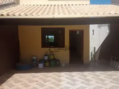 Casa Geminada com 3 quartos em Tropical