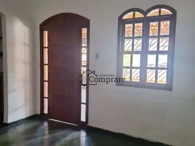 Casa com 4 quartos em Tropical