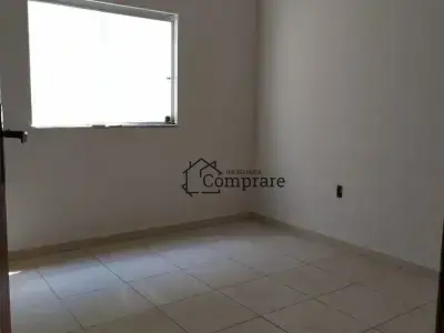 Casa com 3 quartos em Jardim Riacho das Pedras