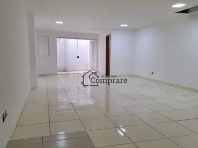 Sala / Conjunto com 0 quartos em Tropical