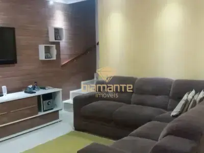 Casa com 3 quartos em Vila Celeste