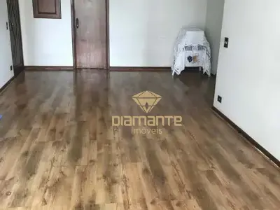Apartamento com 3 quartos em Água Fria