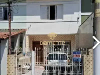 Sobrado com 0 quartos em Água Fria
