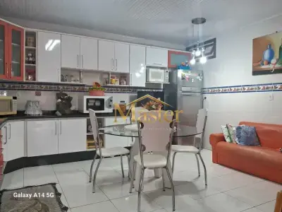 Casa com 3 quartos em Vila Parque Brasília