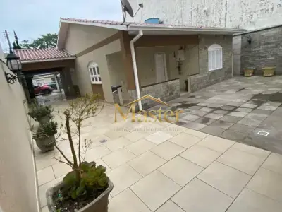 Casa com 3 quartos em Nossa Chácara