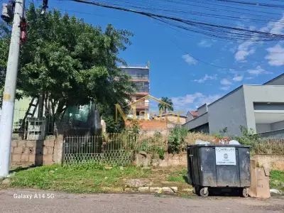 Lote / Terreno com 0 quartos em Vila Monte Carlo