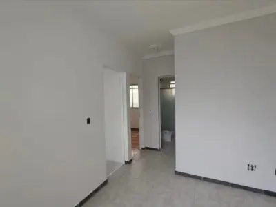 Apartamento com 2 quartos em Candelária