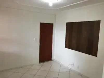 Apartamento com 2 quartos em Parque das Acácias