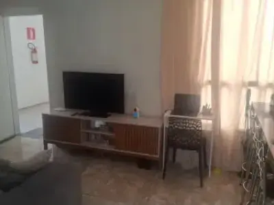 Apartamento com 2 quartos em Gávea