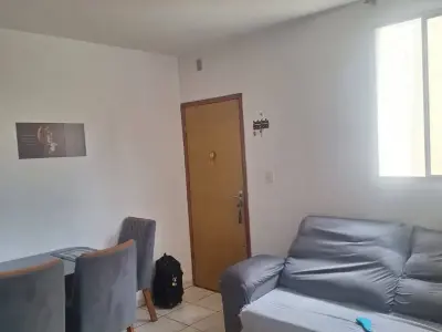 Apartamento com 2 quartos em Dom Silvério