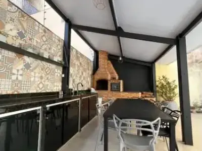 Área Privativa com 3 quartos em Castelo