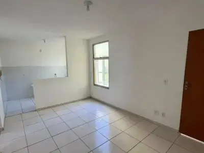 Apartamento com 2 quartos em Santa Clara B