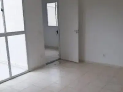 Apartamento com 2 quartos em Chácaras Bom Jesus