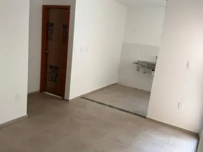 Área Privativa com 2 quartos em Praia