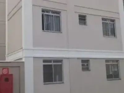 Apartamento com 2 quartos em Vila Rica