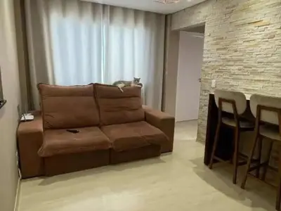 Apartamento com 2 quartos em Vila Rica