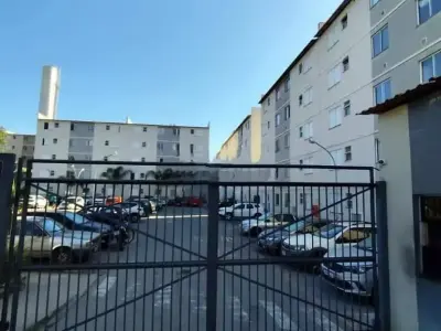 Apartamento com 2 quartos em Centro