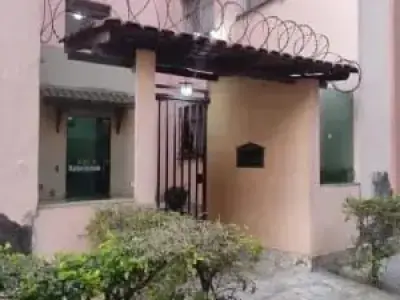Apartamento com 2 quartos em Jardim Riacho das Pedras