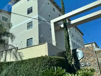 Apartamento com 2 quartos em Serra Dourada