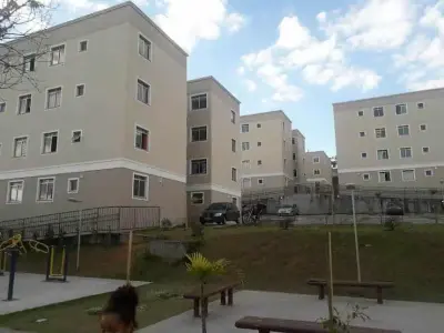 Apartamento com 2 quartos em Bom Retiro