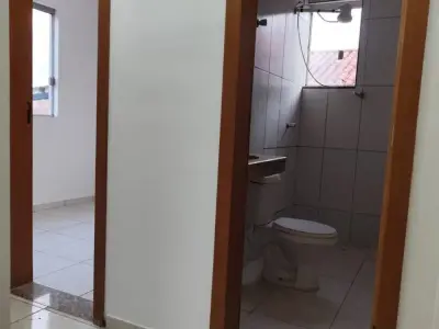 Casa Geminada com 2 quartos em Vale das Acácias