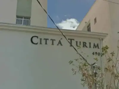 Área Privativa com 2 quartos em Liberdade