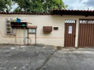 Casa Geminada com 2 quartos em Parque Xangri-Lá