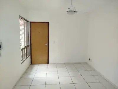 Apartamento com 2 quartos em Juliana