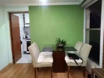 Apartamento com 2 quartos em Camargos