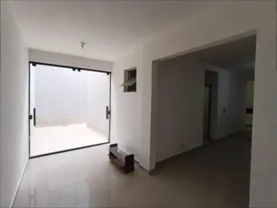 Área Privativa com 2 quartos em Novo Eldorado