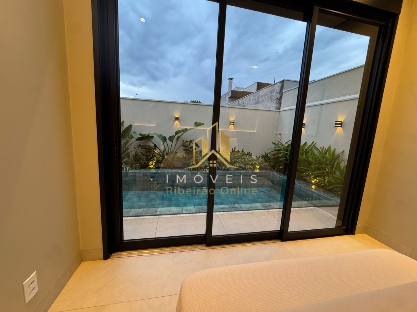 Casa à venda com 3 quartos, 3 suítes, 4 vagas e 220m² no Residencial Alto do Castelo, Ribeirão Preto (SP) — foto 17 de 20