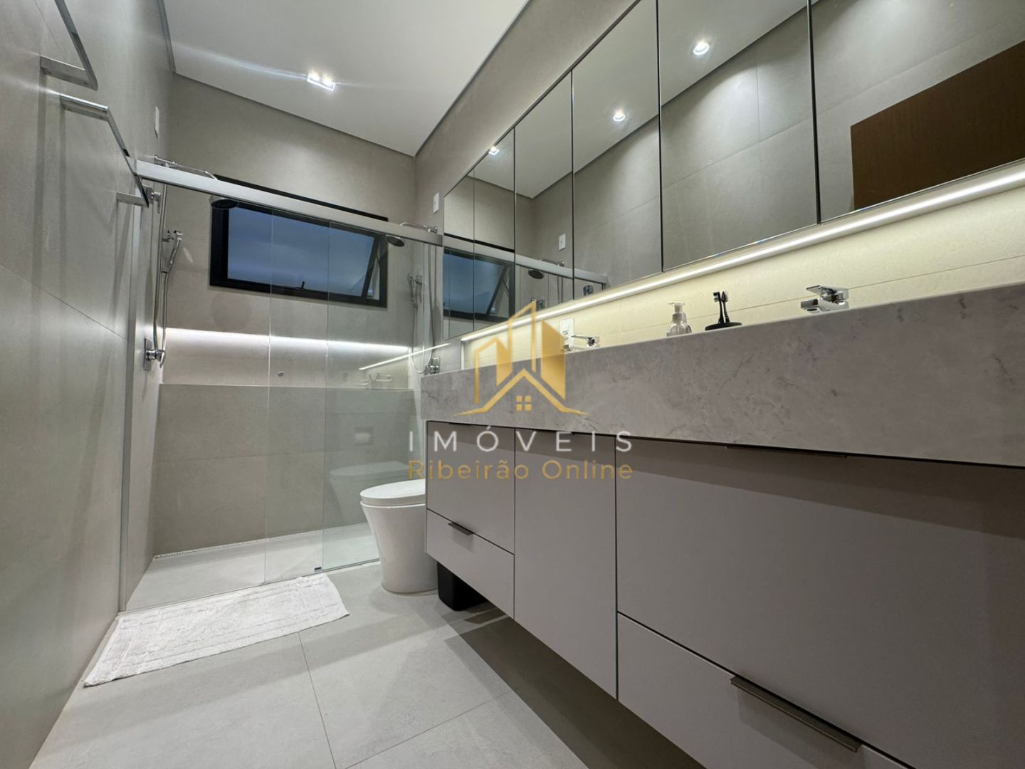 Casa à venda com 3 quartos, 3 suítes, 4 vagas e 220m² no Residencial Alto do Castelo, Ribeirão Preto (SP) — foto 19 de 20