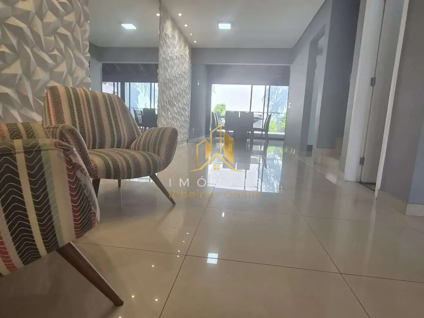 Casa à venda com 3 quartos, 1 suíte, 2 vagas e 103m² no Vila do Golf, Ribeirão Preto (SP) — foto 4 de 30