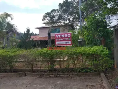 Casa de Condomínio com 4 quartos em Cond. Vale do Luar