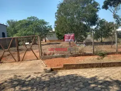 Casa de Condomínio com 3 quartos em Cond. Vila Monte Verde
