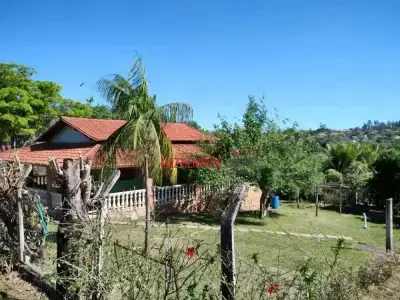 Casa de Condomínio com 2 quartos em Cond. Vale do Luar
