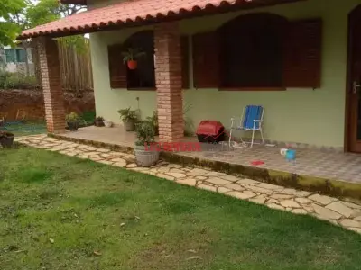 Casa de Condomínio com 3 quartos em Condomínio Estância da Mata