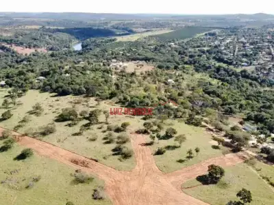 Lote em Condomínio com 0 quartos em Cond. Morada do Lago